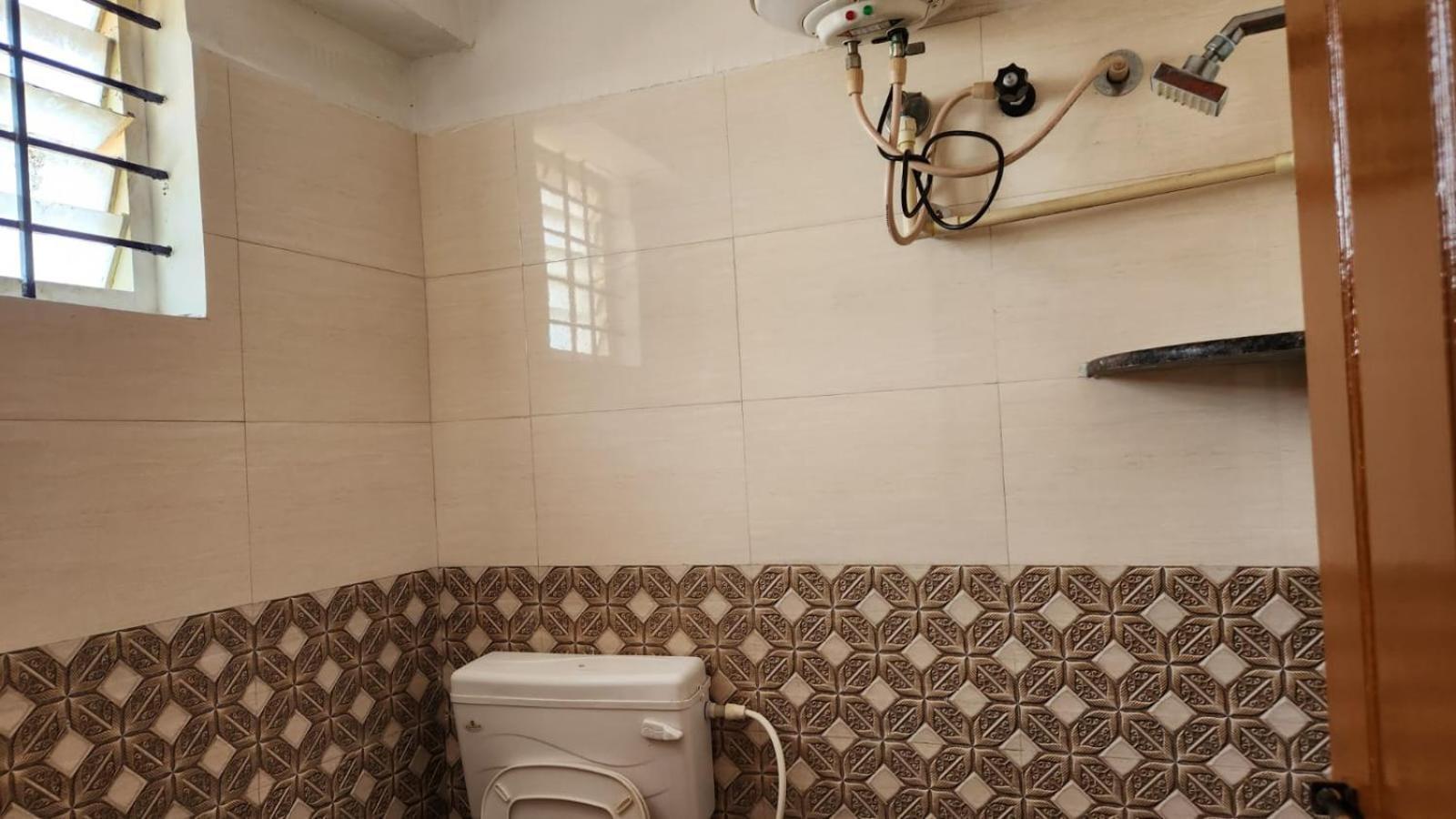 Varaha Residency Hotel Mysore Luaran gambar